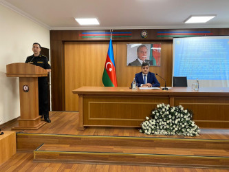 Xəzər Rayon İcra Hakimiyyətinin inzibati binasında Fövqəladə Hallar Nazirliyinin Bakı Regional Mərkəzinin təşkilatçılığı ilə "Su hövzələrində insanların təhlükəsizliyinin təmin edilməsi" mövzusunda rayon müşavirəsi keçirilmişdir
