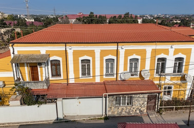 Mərdəkan və Şüvəlan qəsəbələrində genişmiqyaslı abadlıq və bərpa işləri sürətlə davam etdirilir
