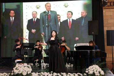 Xəzər rayonunda Ümummilli Lider Heydər Əliyevin anadan olmasının 103-cü ildönümü münasibətilə tədbir keçirilib