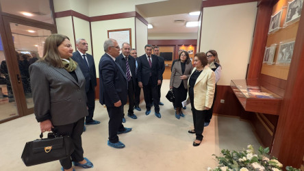 ​Xəzər rayon ictimaiyyəti akademik Zərifə Əliyevanın xatirəsini yad edib