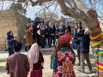 Xəzər rayonunda ümumrayon Novruz şənliyi keçirilib