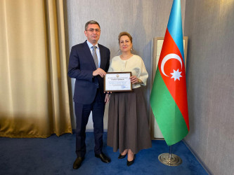 Xəzər rayonunda “8 Mart – Beynəlxalq Qadınlar Günü” münasibətilə  “Qadın və şəhər – gələcəyin zərif memarları” adlı  bayram tədbiri keçirilmişdir