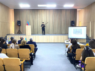 Xəzər rayonunda “Heydər Əliyev və Azərbaycan tarixi”  adlı elmi-praktiki konfrans keçirilib