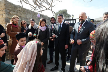 Xəzər rayonunda ümumrayon Novruz şənliyi keçirilib