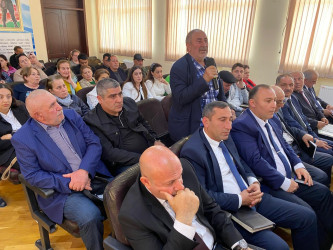 Rayon İcra Hakimiyyəti başçısının  Şüvəlan qəsəbə sakinləri ilə növbəti səyyar görüşü keçirilib