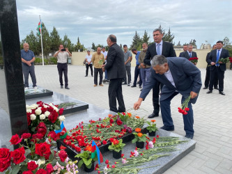 Xəzər rayonunda Şəhidlərin il dönümü qeyd olunub