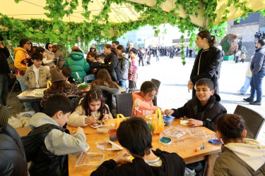 Xəzər rayonunda ümumrayon Novruz şənliyi keçirilib
