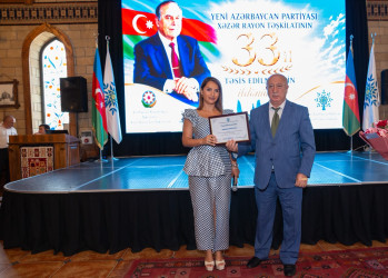Yeni Azərbaycan Partiyası Xəzər rayon təşkilatının təsis edilməsinin 33-cü ildönümü münasibətilə tədbir keçirilib