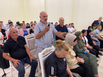 Binə qəsəbə sakinləri ilə növbəti səyyar görüş keçirilmişdir