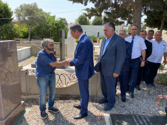 Azərbaycanın suverenliyi və ərazi bütövlüyü uğrunda canından keçərək şəhidlik zirvəsinə ucalmış Abdullazadə Qasım Əli oğlunun doğum günüdə əziz xatirəsi dərin ehtiramla yad edilmişdir