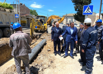 Buzovna qəsəbəsi, Əziz Mirəhmədov küçəsində drenaj sisteminin inşası istiqamətində işlər davam edir