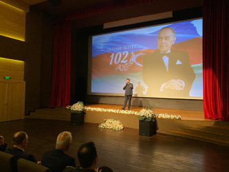 Xəzər rayonunda Ümummilli lider Heydər Əliyevin anadan olmasının 102 illiyinə həsr olunmuş “Heydər Əliyev irsi – Gələcəyə yol” adlı tədbir keçirilib`