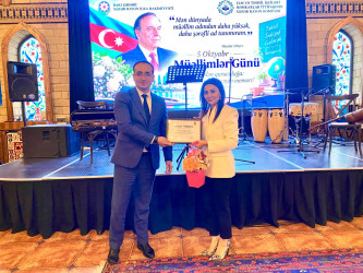 Xəzər rayonunda “5 oktyabr-Beynəlxalq Müəllimlər Günü”  qeyd olunub