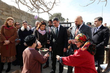 Xəzər rayonunda ümumrayon Novruz şənliyi keçirilib