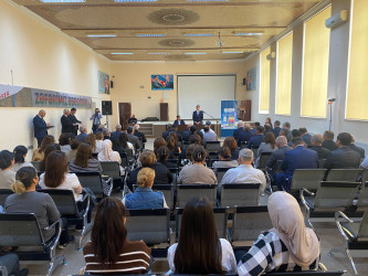 Zirə qəsəbə sakinləri ilə növbəti səyyar görüş keçirilib