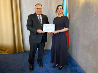 Xəzər rayonunda “8 Mart – Beynəlxalq Qadınlar Günü” münasibətilə  “Qadın və şəhər – gələcəyin zərif memarları” adlı  bayram tədbiri keçirilmişdir