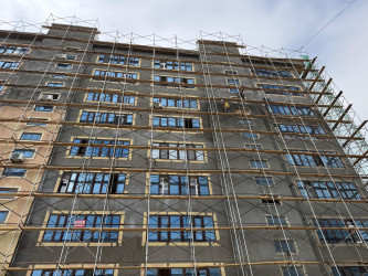 Buzovna qəsəbəsində yaşayış binalarında təmir-bərpa işləri həyata keçirilir