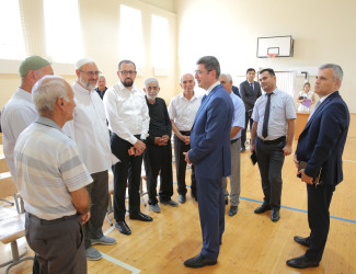 Rayon İcra Hakimiyyəti başçısının növbəti səyyar görüşü Zirə  qəsəbəsində keçirilib