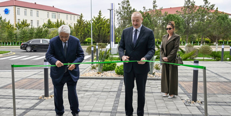 İlham Əliyev Milli Aviasiya Akademiyasında Beynəlxalq Təlim Mərkəzinin açılışında iştirak edib
