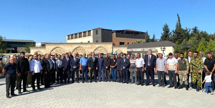Xəzər rayonunda “27 sentyabr - Anım günü” ilə əlaqədar Şəhidlərin məzarları ziyarət olunub