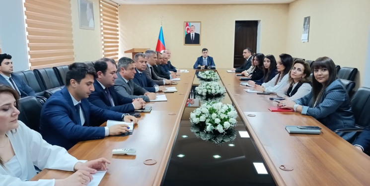 Xəzər Rayon İcra Hakimiyyətində “Dövlət qullugunda vəzifələrin və ehtiyat kadrların idarə edilməsi” mövzusunda təlim keçirilib