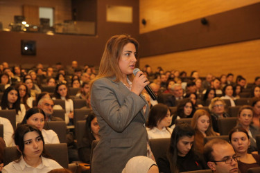 Xəzər rayonunda “Ailə dəyərləri bu gün” mövzusunda tədbir keçirilmişdir