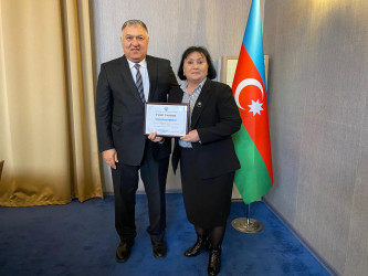 Xəzər rayonunda “8 Mart – Beynəlxalq Qadınlar Günü” münasibətilə  “Qadın və şəhər – gələcəyin zərif memarları” adlı  bayram tədbiri keçirilmişdir