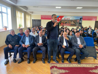 Rayon İcra Hakimiyyətinin başçısı Elşən Salahov Türkan qəsəbə sakinləri ilə növbəti səyyar görüşü keçirilib