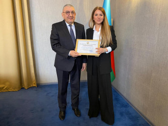 Xəzər rayonunda “8 Mart – Beynəlxalq Qadınlar Günü” münasibətilə  “Qadın və şəhər – gələcəyin zərif memarları” adlı  bayram tədbiri keçirilmişdir