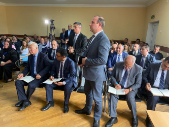 Binə qəsəbəsində yaşayan sakinlərlə növbəti səyyar qəbul keçirilib