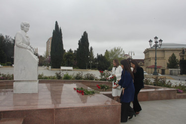 ​Xəzər rayon ictimaiyyəti akademik Zərifə Əliyevanın xatirəsini yad edib