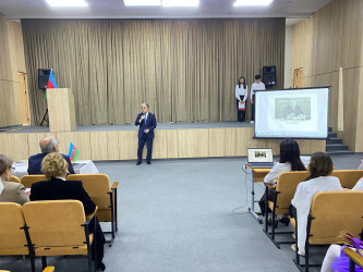 Xəzər rayonunda “Heydər Əliyev və Azərbaycan tarixi”  adlı elmi-praktiki konfrans keçirilib