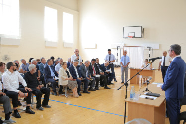 Rayon İcra Hakimiyyəti başçısının növbəti səyyar görüşü Zirə  qəsəbəsində keçirilib