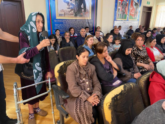 Rayon İcra Hakimiyyəti başçısının  Şüvəlan qəsəbə sakinləri ilə növbəti səyyar görüşü keçirilib