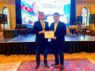 Xəzər rayonunda “5 oktyabr-Beynəlxalq Müəllimlər Günü”  qeyd olunub