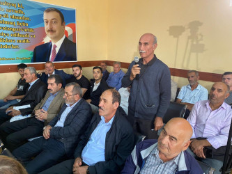 Binə qəsəbəsində yaşayan sakinlərlə növbəti səyyar qəbul keçirilib