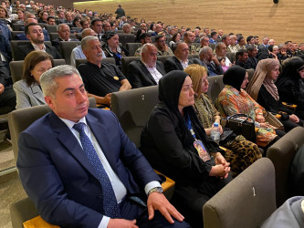 Xəzər rayonunda Ümummilli lider Heydər Əliyevin anadan olmasının 102 illiyinə həsr olunmuş “Heydər Əliyev irsi – Gələcəyə yol” adlı tədbir keçirilib`