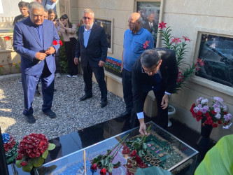 Xəzər rayonunda “27 sentyabr - Anım günü” ilə əlaqədar Şəhidlərin məzarları ziyarət olunub