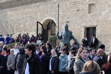 Xəzər rayonunda ümumrayon Novruz şənliyi keçirilib
