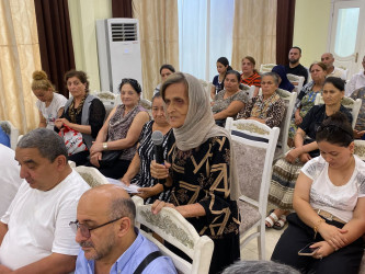 Binə qəsəbə sakinləri ilə növbəti səyyar görüş keçirilmişdir